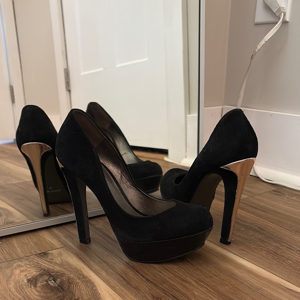 Carvela Black Suede with Patent Rose Gold Platform Pumps Heels